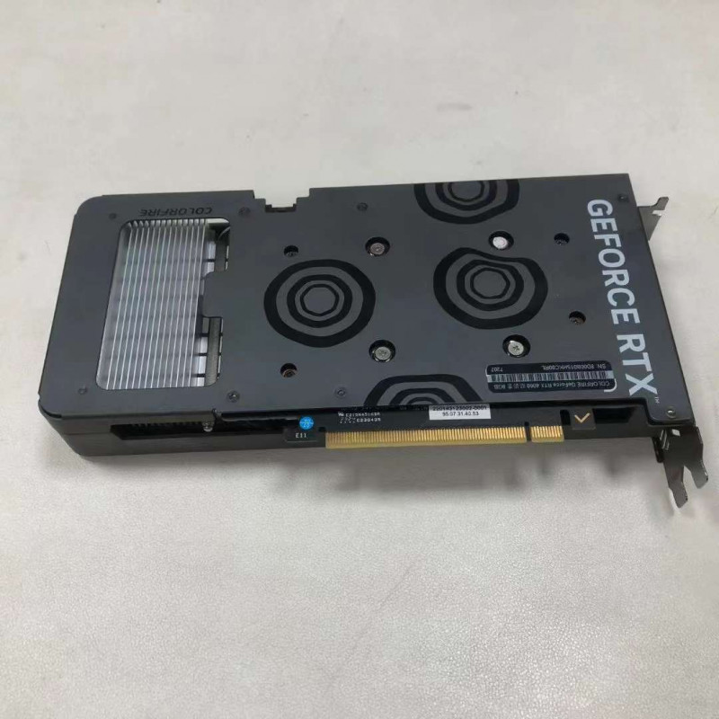 七彩虹 RTX 4060 暗影紫 8GB